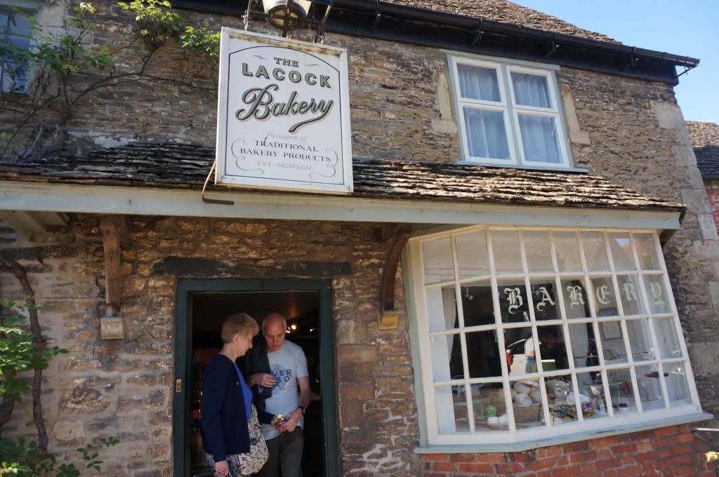 Autumn Aquarius in England