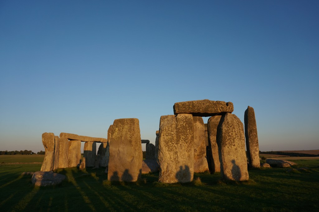Autumn Aquarius in England