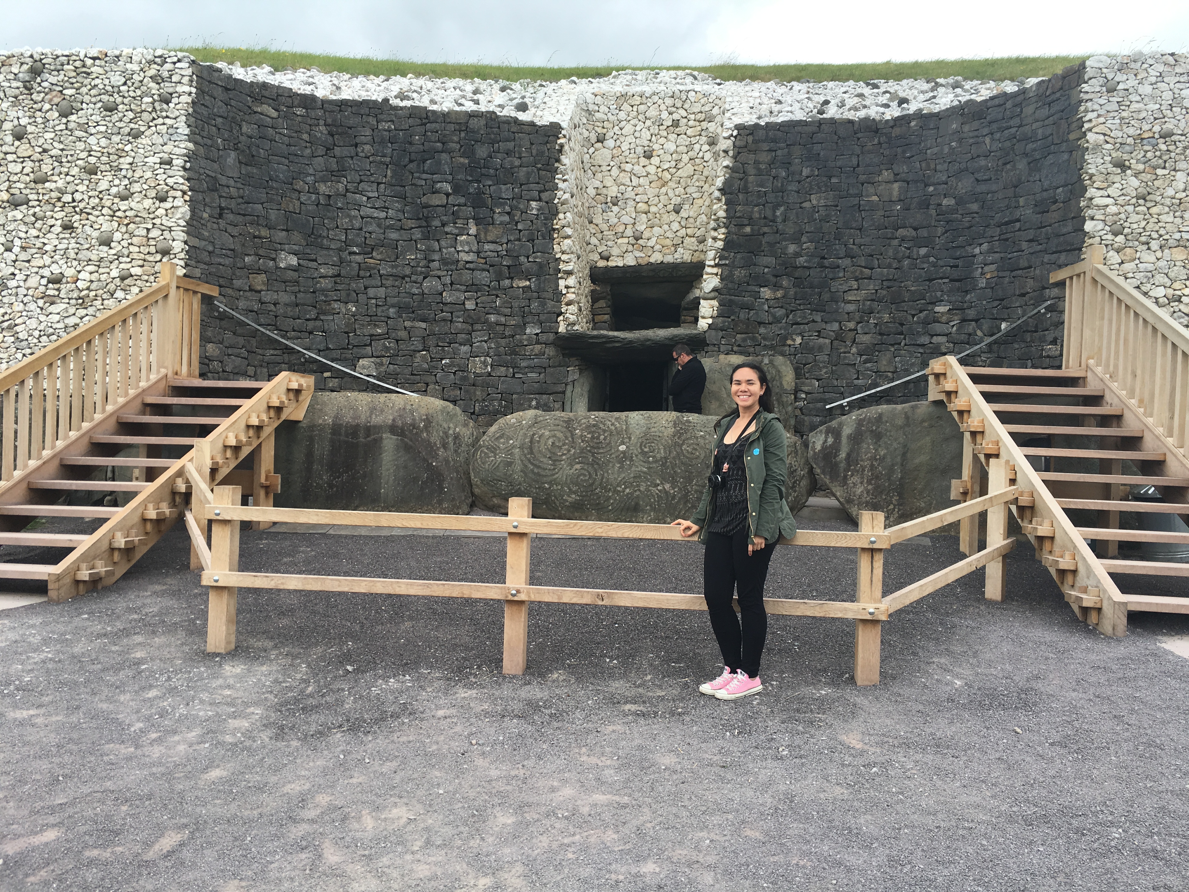 autumn aquarius solo ireland newgrange 2