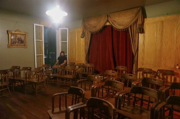 autumn-aquarius-whaley-house-5