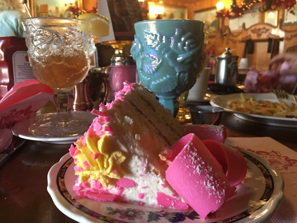 madonna-inn-autumn-aquarius-27