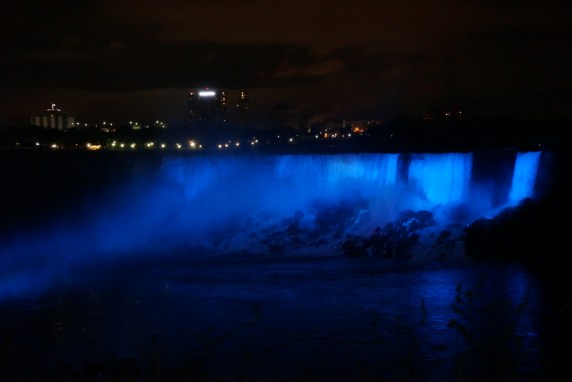 Autumn Aquarius Niagara Night time
