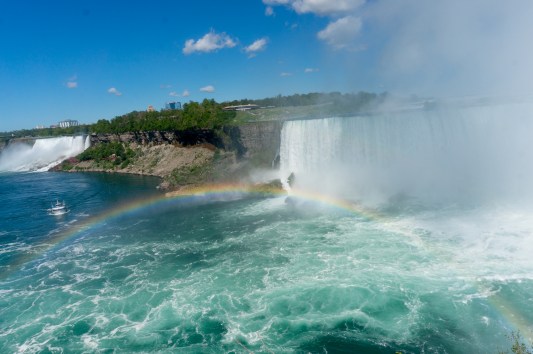 Autumn Aquarius Niagara Canada